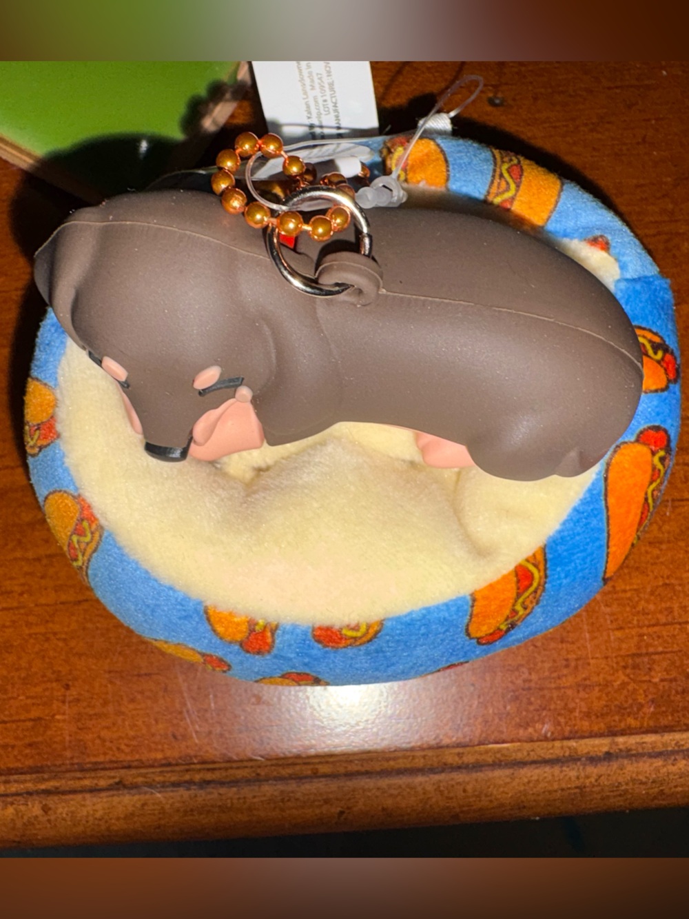 Dachshund and Hot Dog Print Plush Pet Bed Keychain - Blue & Yellow - Picture 4 of 5